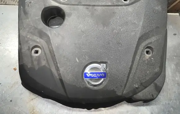Volvo S60 Engine cover (trim) 31319209