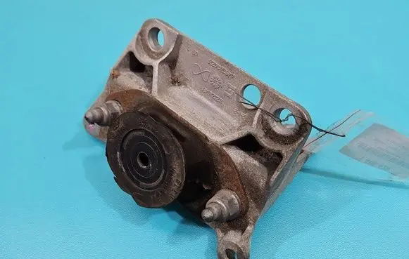 Renault Twingo III Engine mount vacuum valve A4532410221 IMPRK1466426