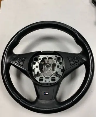 BMW 5 E60 E61 Steering wheel 11008818