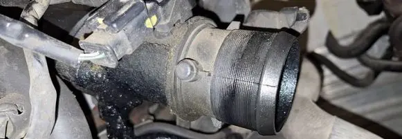 Peugeot 508 Throttle valve