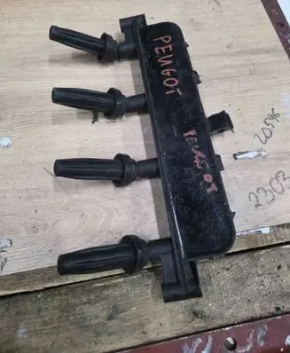 Peugeot 206 High voltage ignition coil 200402521