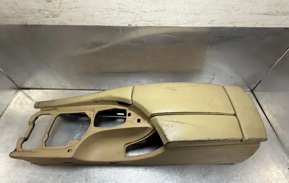 BMW 5 E60 E61 Armrest 7034086