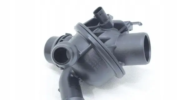 BMW 5 F10 F11 Thermostat/thermostat housing 8671516