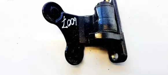 Mercedes-Benz C AMG W204 Front door upper hinge