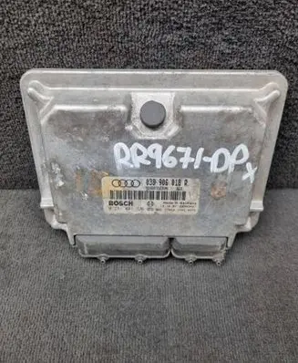 Audi A4 S4 B5 8D Engine control unit/module 038906018R 0281001726