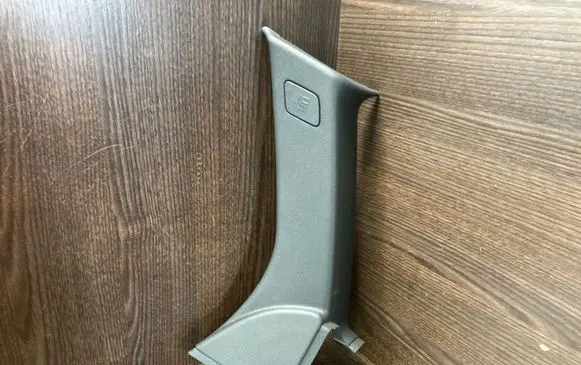Volvo V50 (C) pillar trim 8641780