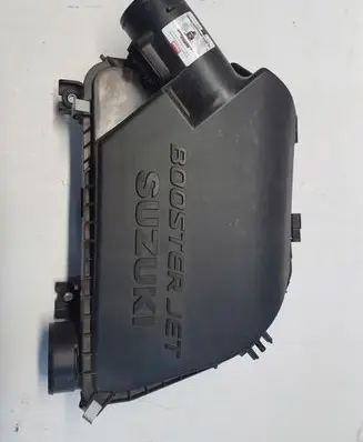 Suzuki Grand Vitara II Air filter box 53S-A01
