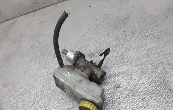 Volkswagen Sharan Master brake cylinder 7M3611303