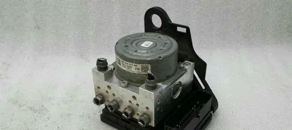 Audi A3 S3 8V ABS Pump 3Q0907379AA