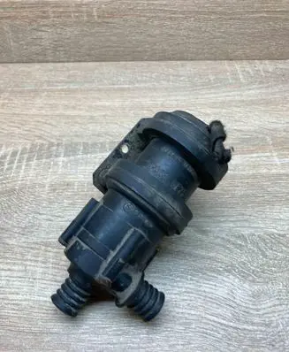 BMW 5 E34 Electric auxiliary coolant/water pump 8390063