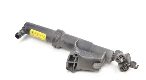 Volvo V50 Headlight washer pump 307030347