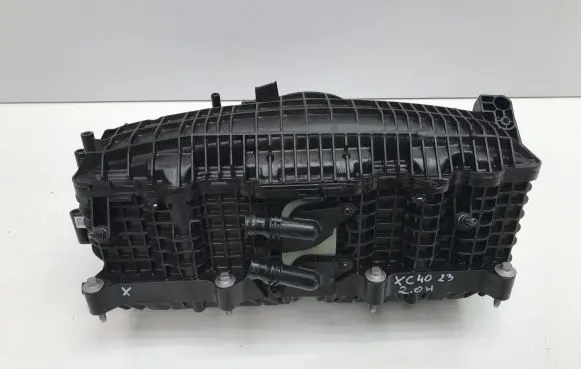 Volvo XC40 Intake manifold 32292907