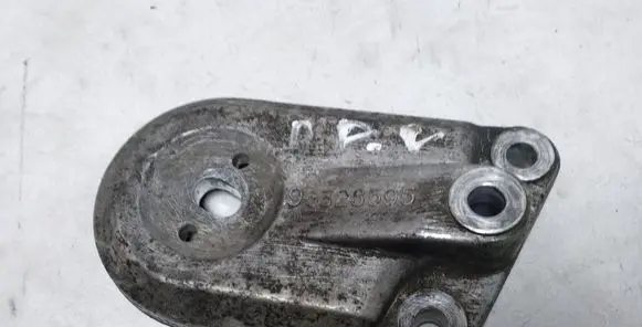 Chevrolet Epica Engine mounting bracket 96328595
