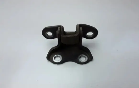 Toyota Auris E180 Front door lower hinge 6873002050