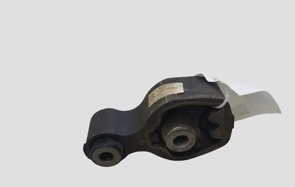Mazda 6 Engine mount bracket KD62