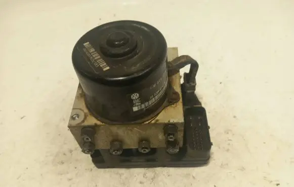 Volkswagen Golf IV ABS Pump 1J0907379G 346786 10094903403