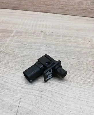 BMW 5 E39 Bonnet alarm switch sensor 8352229