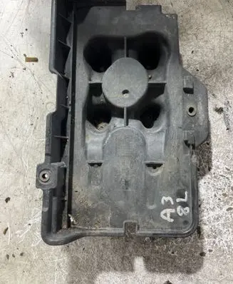 Audi A3 S3 8P Battery tray 1K0915333