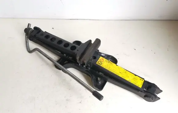 Volvo V50 Lift Jack 3M5117080CB