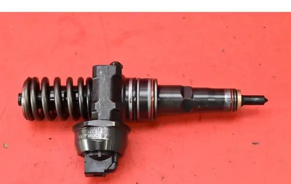 Skoda Superb B5 (3U) Fuel injector 038130073AR
