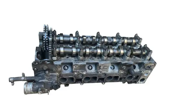 Mercedes-Benz E W211 Engine head A6460100620