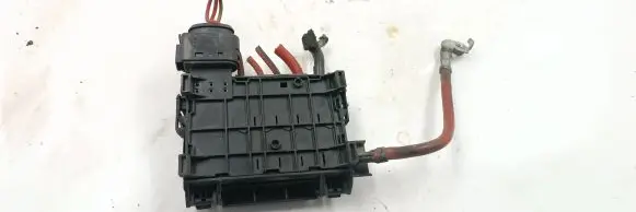 Skoda Octavia Mk1 (1U) Fuse module 1J0937773 Z68966803 964925