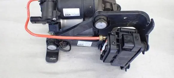 Jaguar XJ X351 Air suspension compressor/pump AW933B484AJ