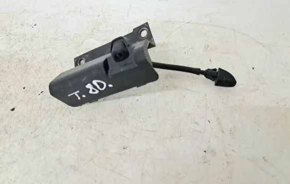 Honda Accord Windshield washer spray nozzle 