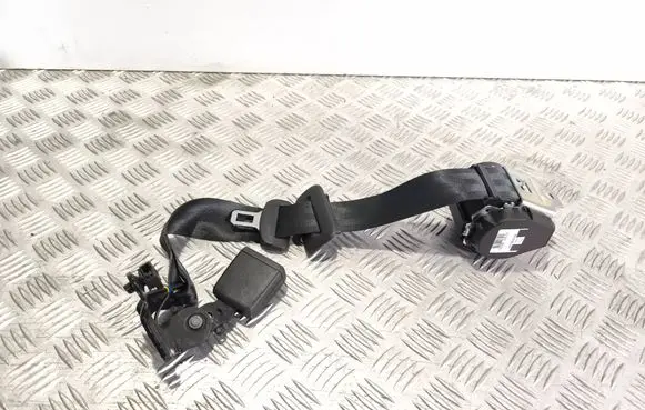 Volkswagen PASSAT B8 Middle seatbelt (rear) 627282900B 000000260H 120619