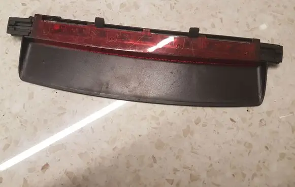 Audi A6 S6 C6 4F Third/center stoplight 4F5945097