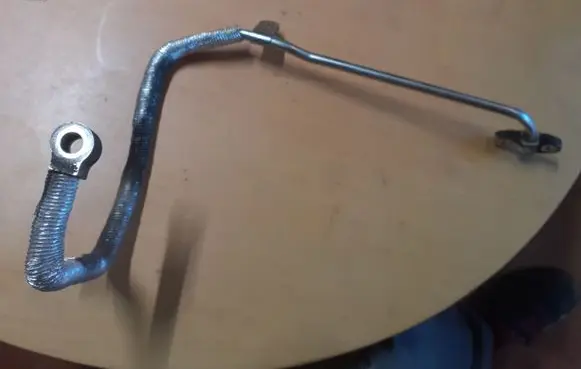 Mazda 2 Turbo turbocharger oiling pipe/hose
