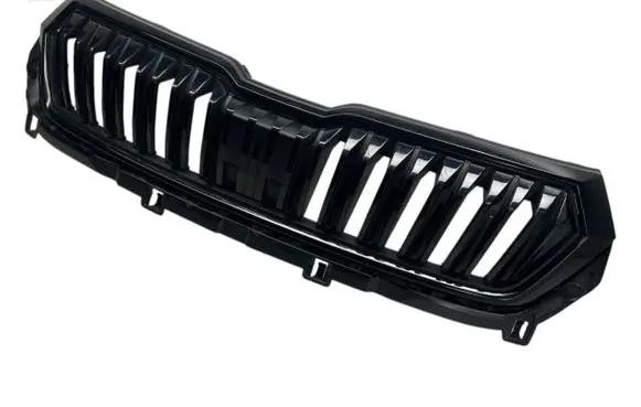 Front bumper upper radiator grill