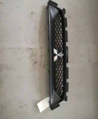 Mitsubishi ASX Front bumper upper radiator grill 6402A217
