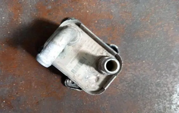 Opel Meriva A Engine oil radiator 8973235440 84357
