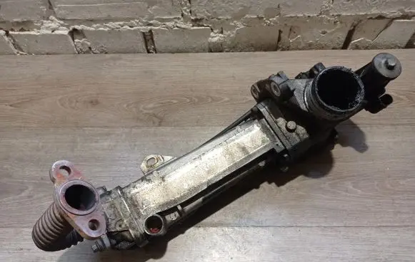 Volvo S80 EGR valve 1027700544 30757742