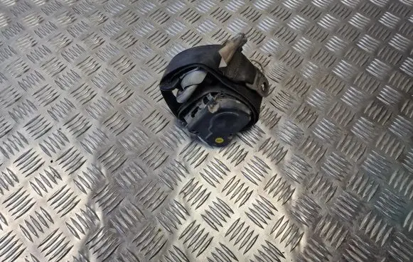 Volkswagen Caddy Front seatbelt 2K5857806