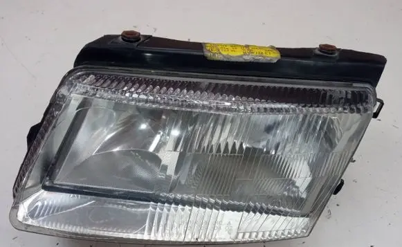 Volkswagen PASSAT B5 Headlight/headlamp MVW123J031LH