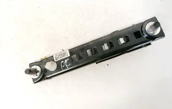 Opel Insignia A Seat belt adjustment rail 13598893
