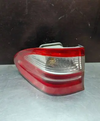 Mercedes-Benz E W211 Rear/tail lights A2118201164