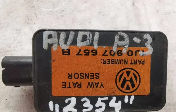 Audi A3 S3 8L ESP acceleration yaw rate sensor 1J0907657B