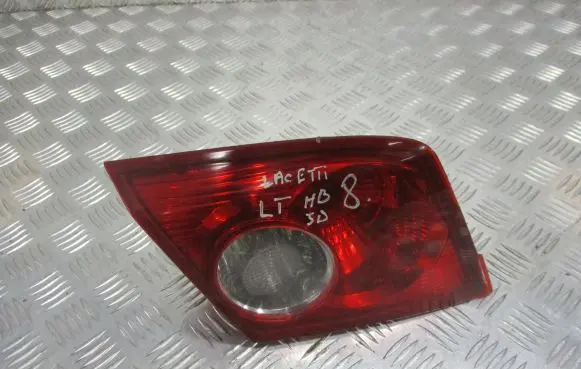 Chevrolet Lacetti Number plate light