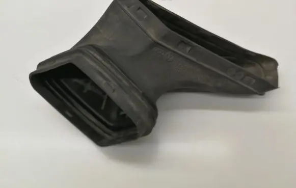 Audi A4 S4 B8 8K Air intake duct part 1021300S01
