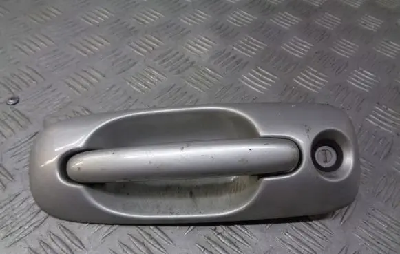 Chrysler Grand Voyager IV Front door exterior handle
