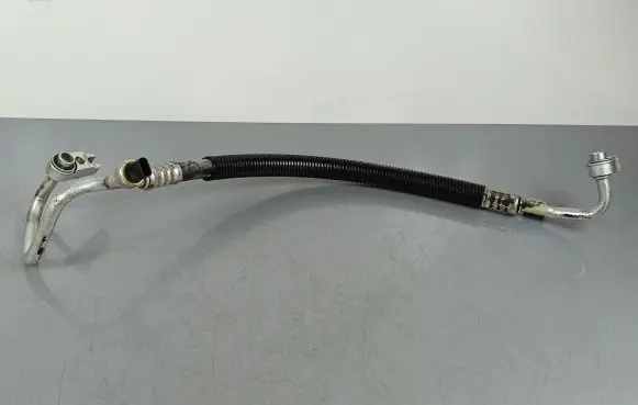Jeep Grand Cherokee Air conditioning (A/C) pipe/hose 68161179AA