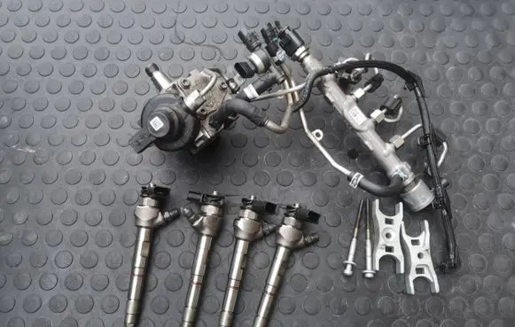 Skoda Octavia Mk4 Fuel injection system set 05L130277E 05L130755 04L130764E