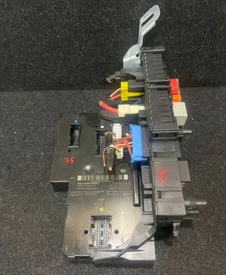 Mercedes-Benz C W204 Fuse module 2319025101 2049004803 2049012402