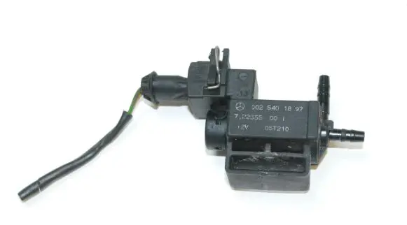 Mercedes-Benz ML W164 Turbo solenoid valve A0025401897