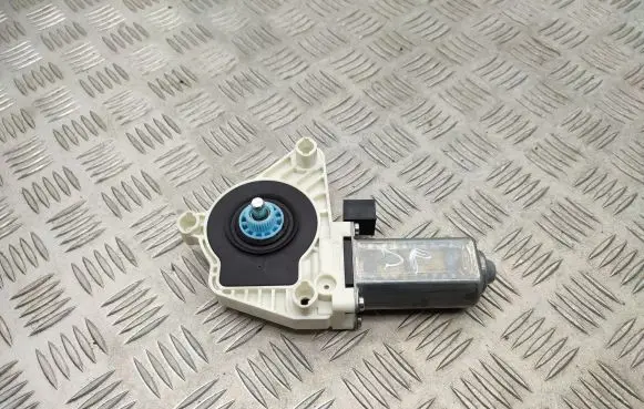 Volkswagen Arteon Front door window regulator motor 5Q4959802B