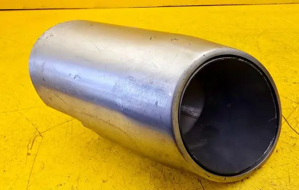 Porsche Macan (95B) Muffler ending 95B253681C