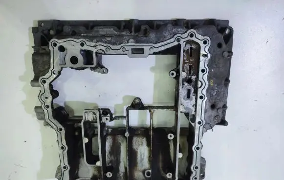 Audi A6 S6 C6 4F Oil sump 06E103603C